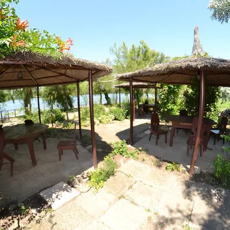 Vendégház Complex Amazon